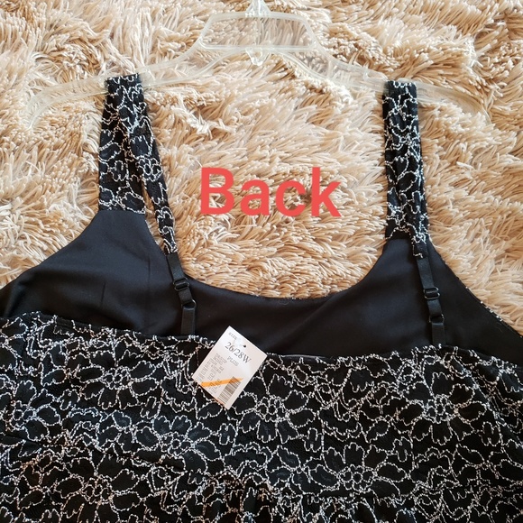 ❤️SOLD!❤️Camisole - Lace, lined, new with tags - Picture 4 of 6